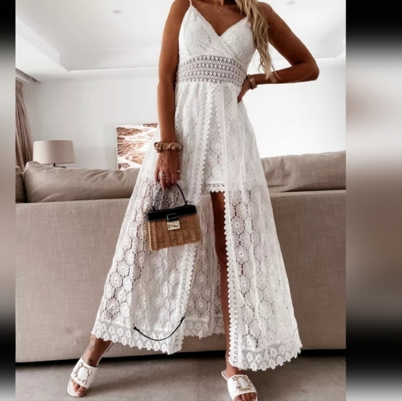 ♥️NWT Feminine Embroidery Jumpsui dress. XL - Picture 7 of 10